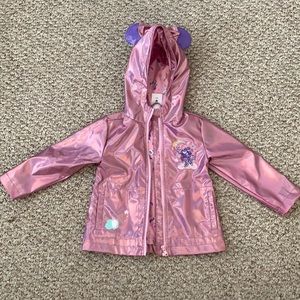 All girls love pink and Minnie